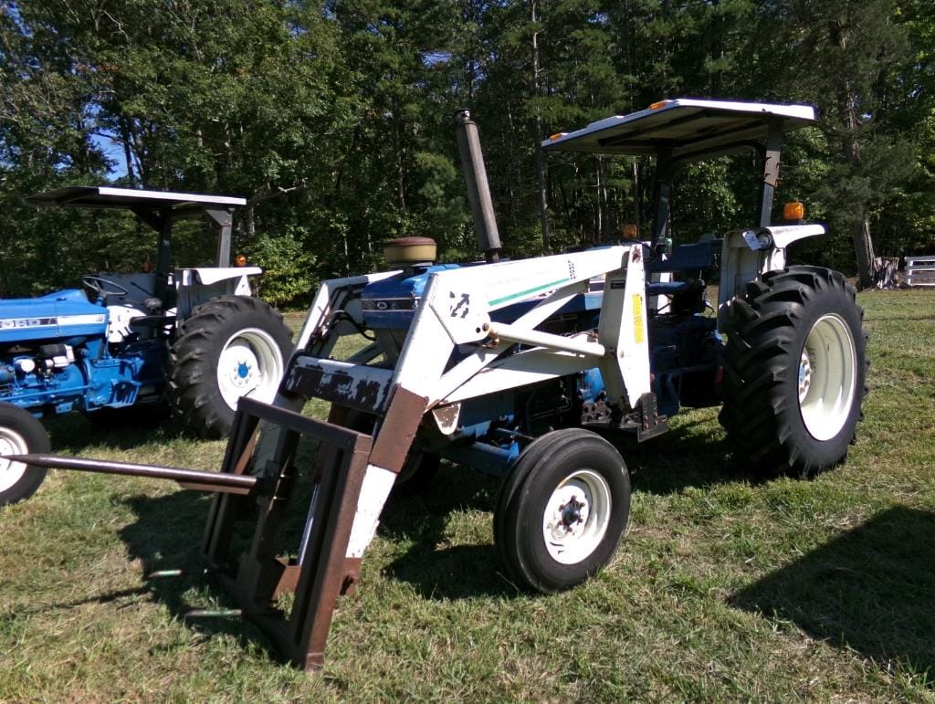 Main image Ford 5610