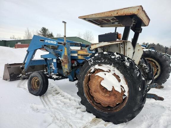 Ford 5610 Equipment Image0