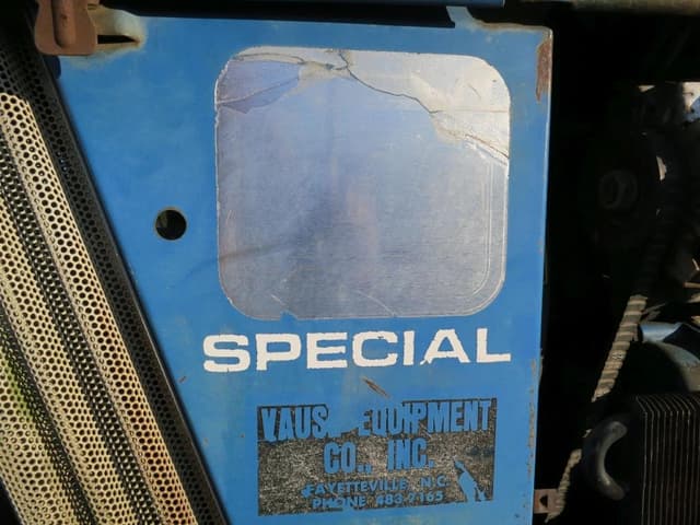 Image of Ford 5610 equipment image 2