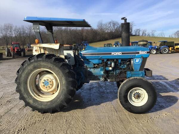Image of Ford 5610 equipment image 2