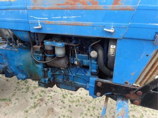 Image of Ford 5610 equipment image 4