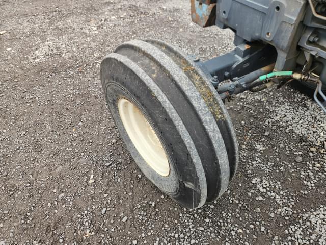 Image of Ford 5610 equipment image 3