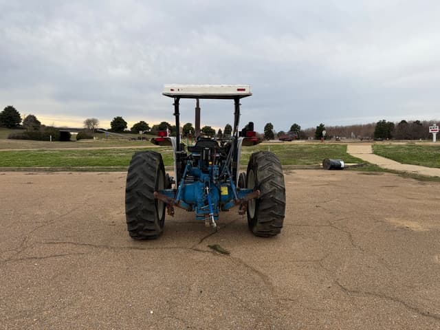 Image of Ford 5610 equipment image 4
