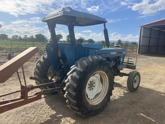 Image of New Holland 5610S equipment image 4