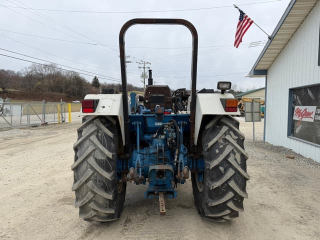 Image of Ford 5640 equipment image 3
