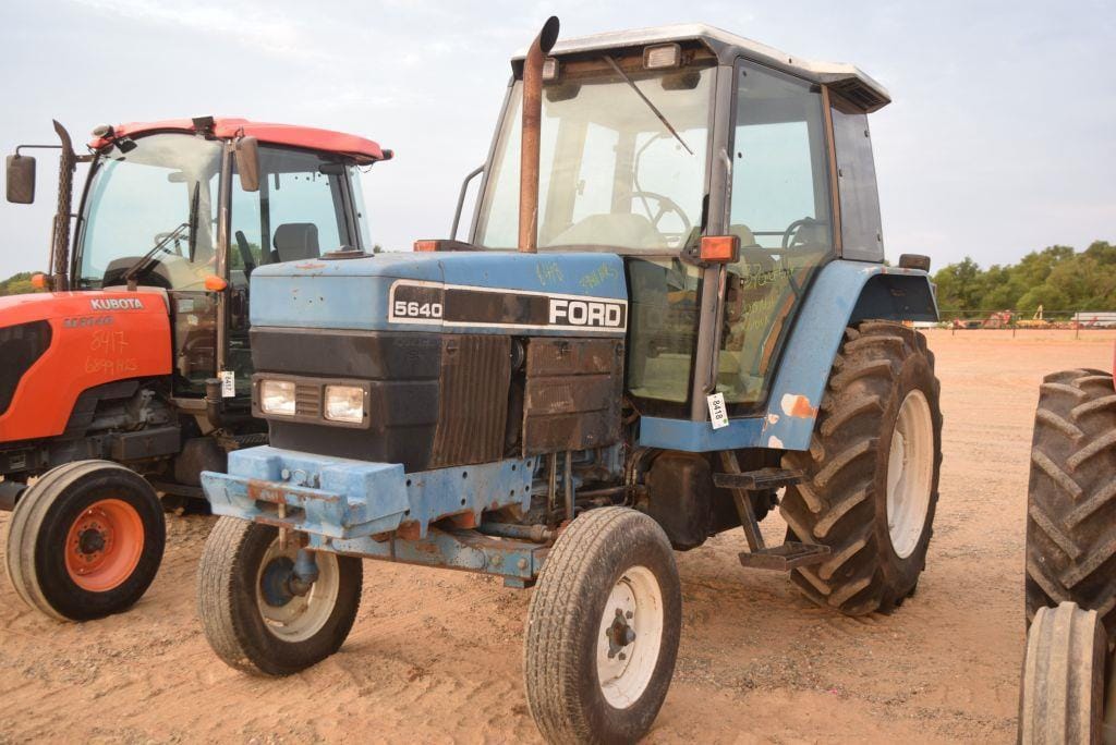 Main image Ford 5640