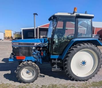 Main image Ford 5640