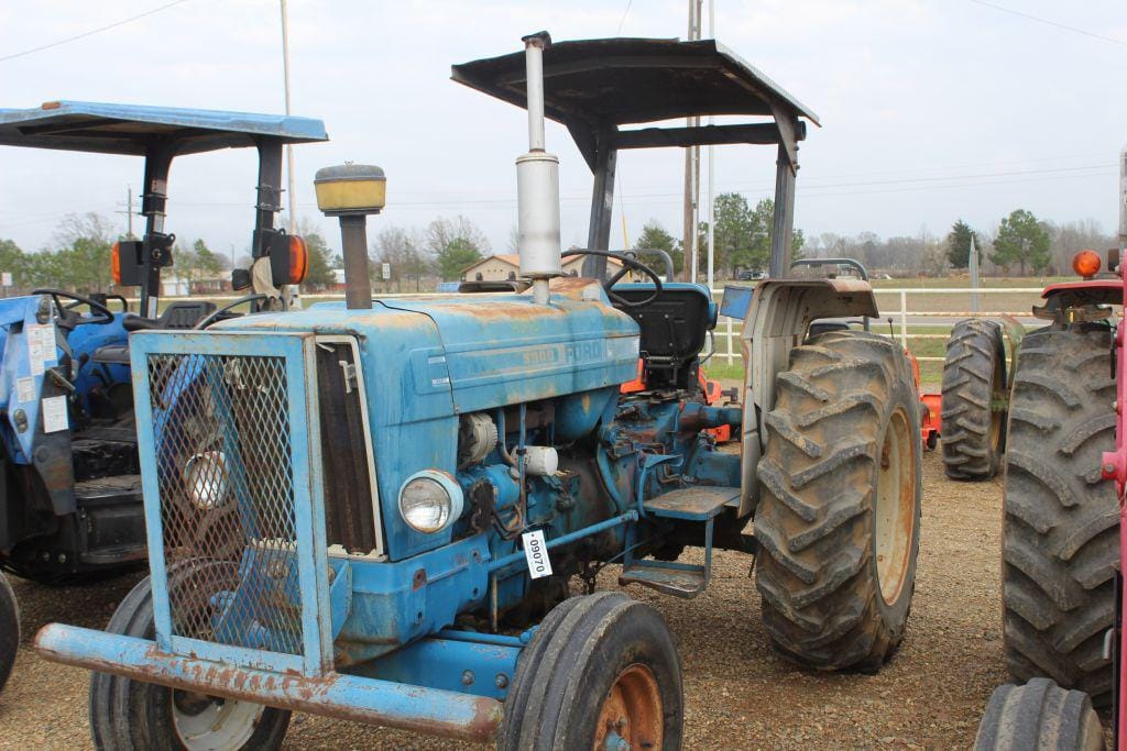 Main image Ford 5900