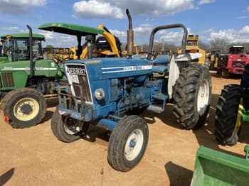 5900 Ford 5900 Equipment Image0