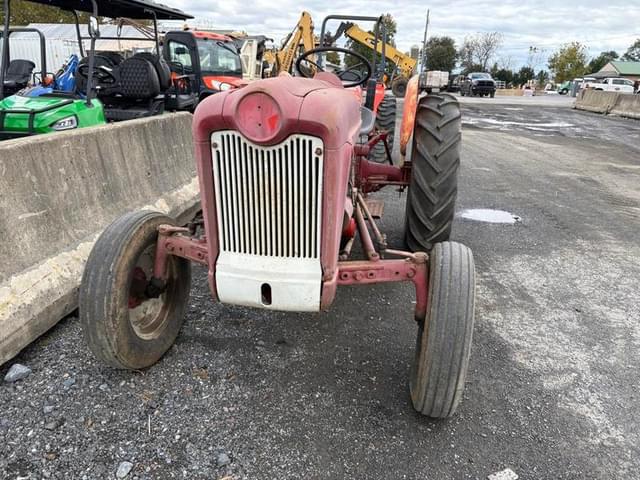 Image of Ford 600 equipment image 2