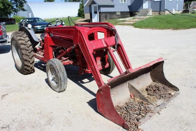 Image of Ford 600 equipment image 1