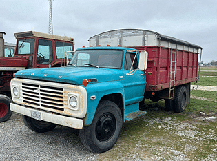 Ford 600 Equipment Image0