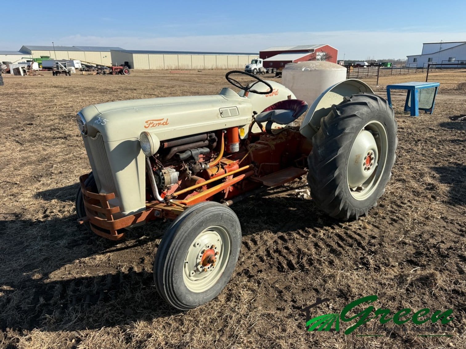 Ford 600 Equipment Image0