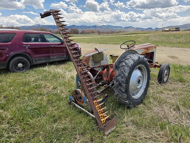 Image of Ford 600 equipment image 1