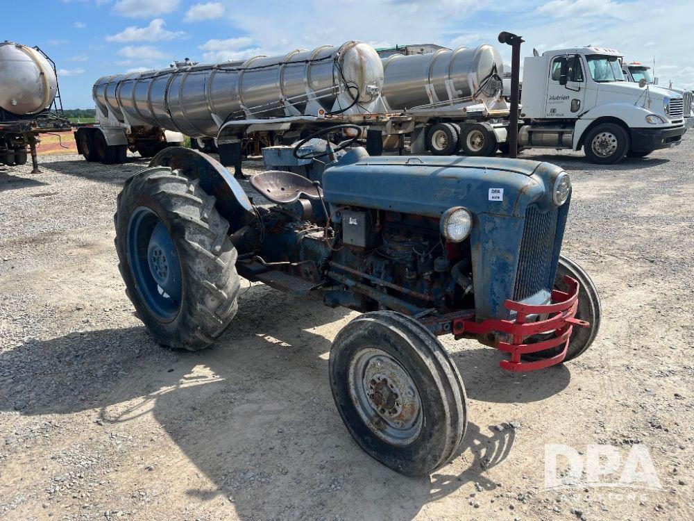 Image of Ford 600 Primary image