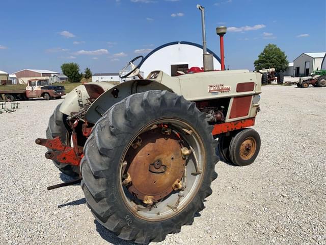 Image of Ford 6000 equipment image 3