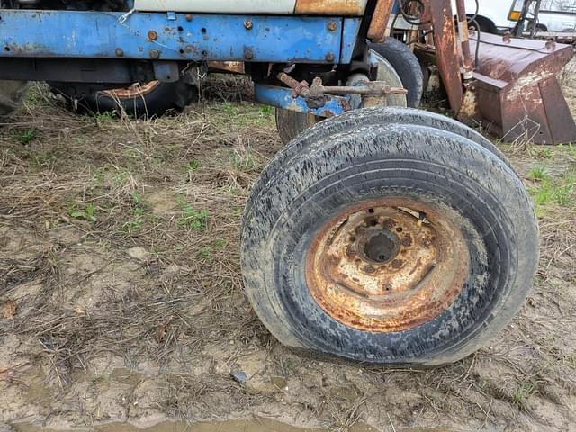 Image of Ford 6000 equipment image 3