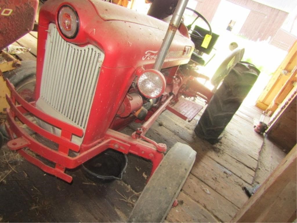 Image of Ford 601 Primary image