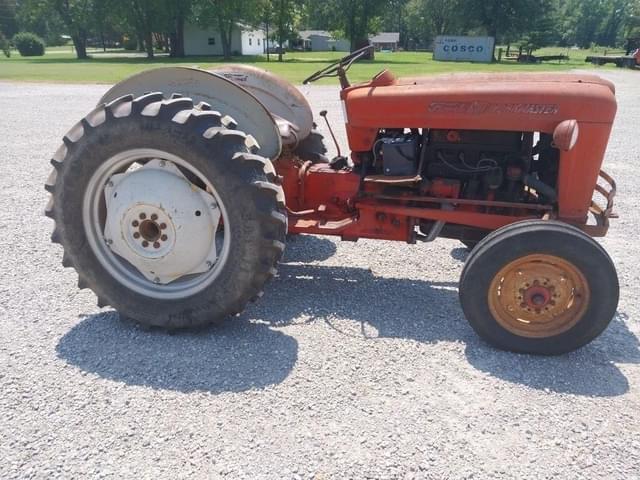Image of Ford 601 equipment image 1