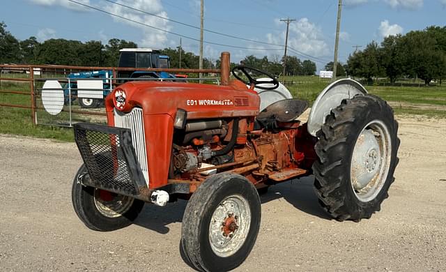 Image of Ford 601 equipment image 1
