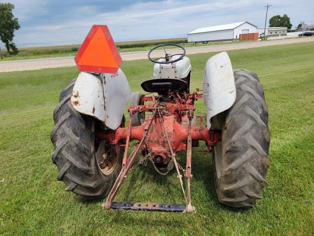 Image of Ford 640 equipment image 3