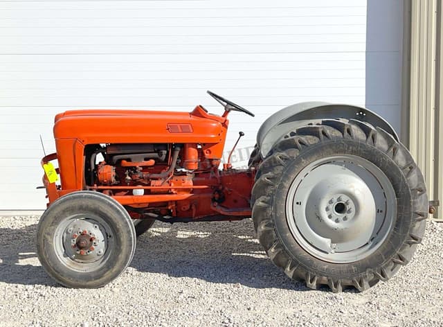 Image of Ford 641 equipment image 3