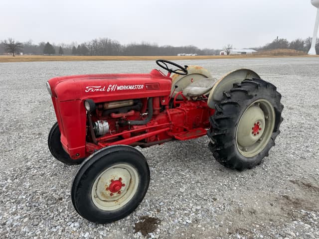 Image of Ford 641 equipment image 1