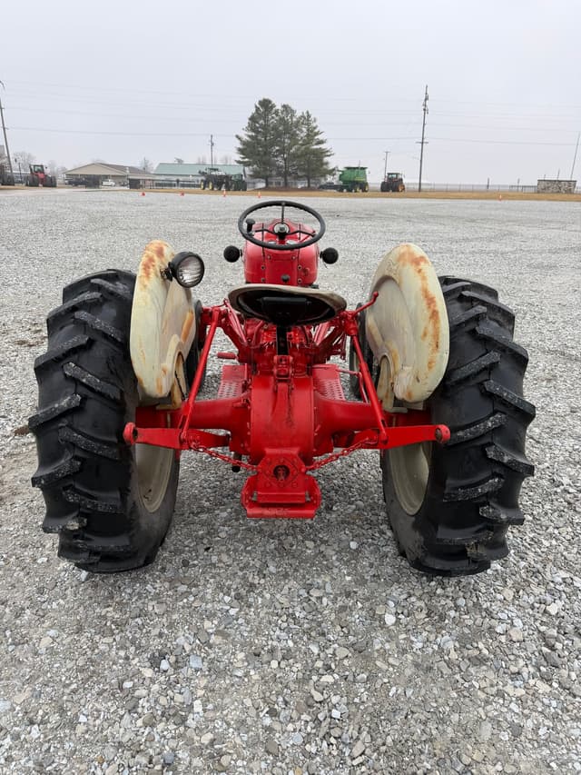 Image of Ford 641 equipment image 4