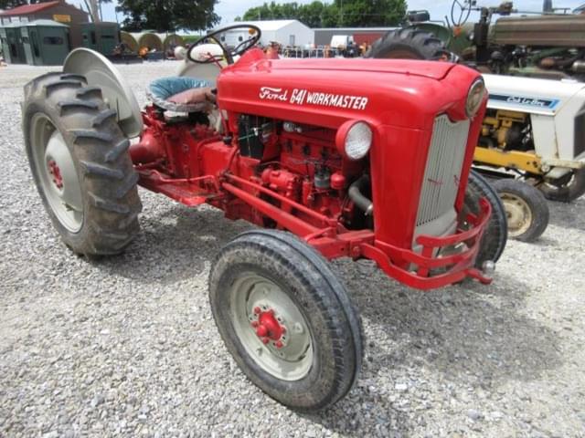 Image of Ford 641 equipment image 1