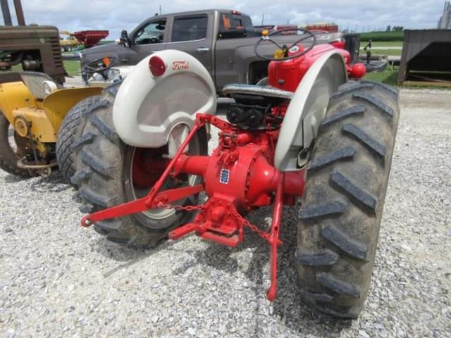 Image of Ford 641 equipment image 3