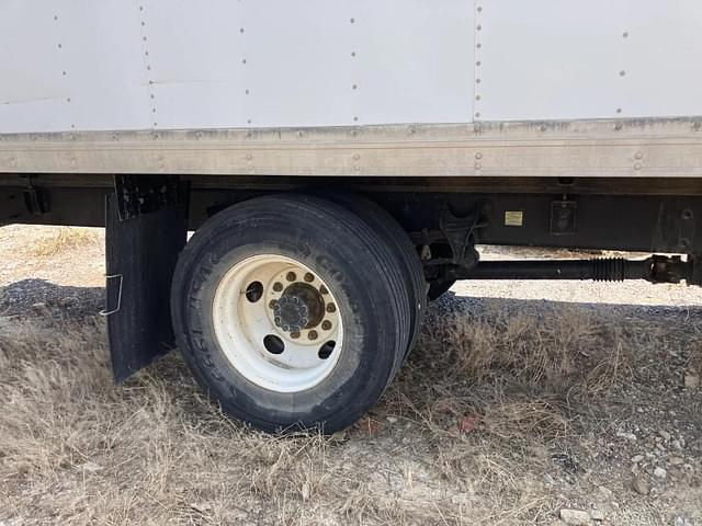 Image of Ford F-650 equipment image 2