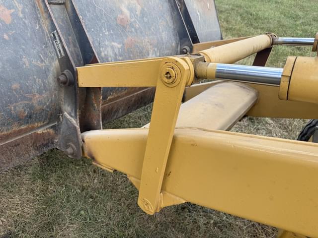 Image of Ford 655D equipment image 4