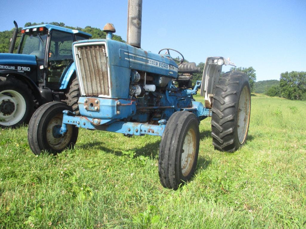 Main image Ford 6600