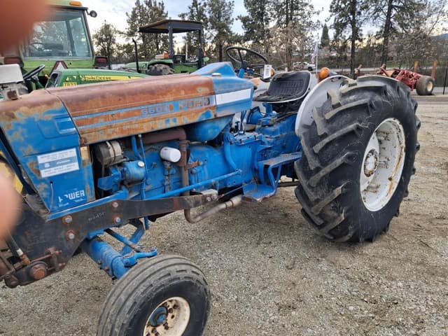 Image of Ford 6600 equipment image 2