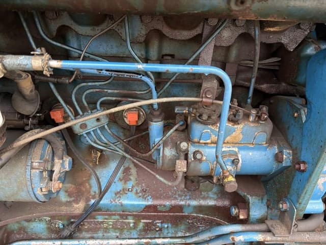 Image of Ford 6600 equipment image 4