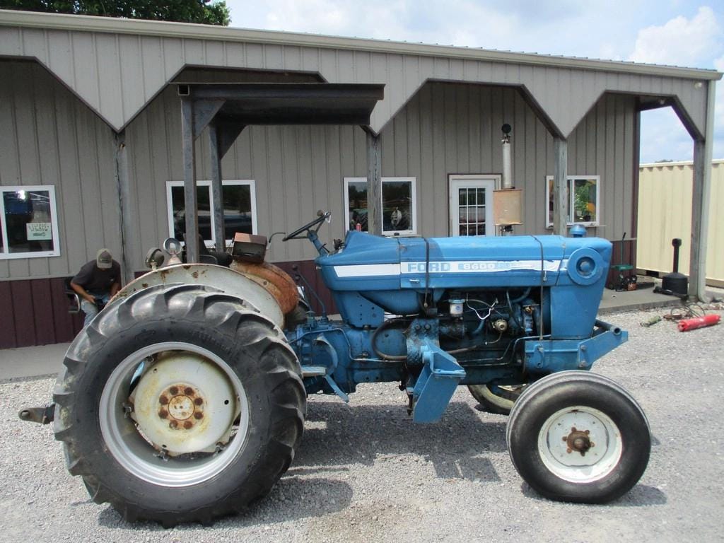 Main image Ford 6600