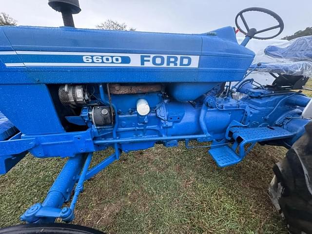 Image of Ford 6600 equipment image 2