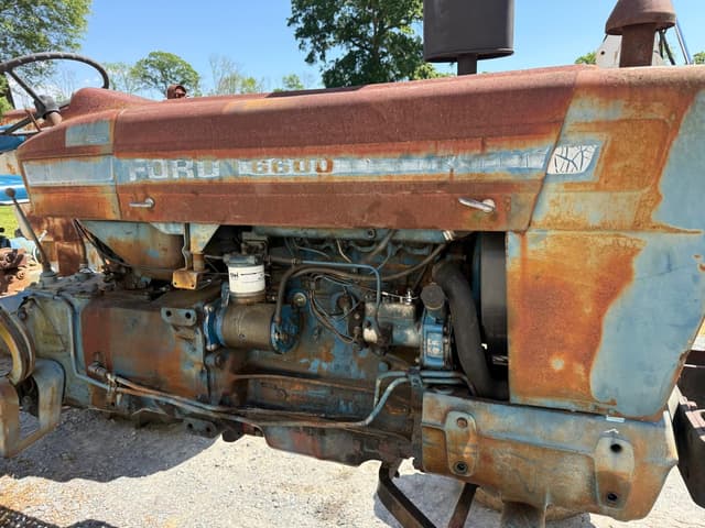Image of Ford 6600 equipment image 4