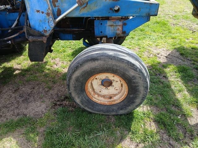 Image of Ford 6610 equipment image 3