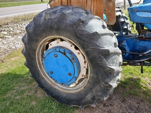 Image of Ford 6610 equipment image 4