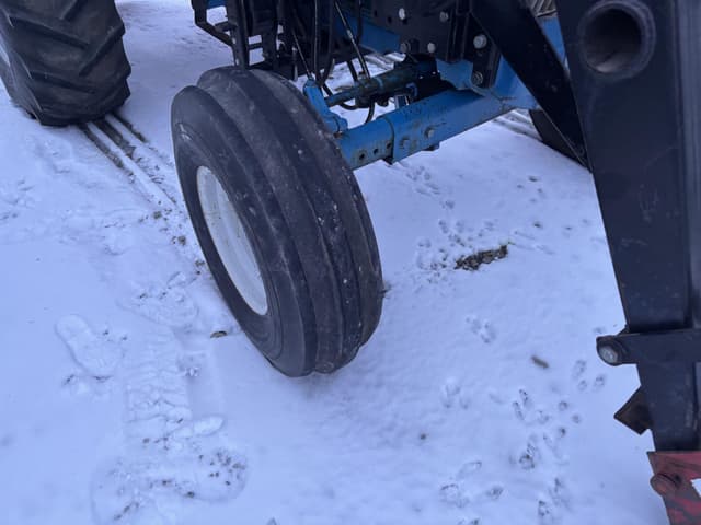 Image of Ford 6610 equipment image 3