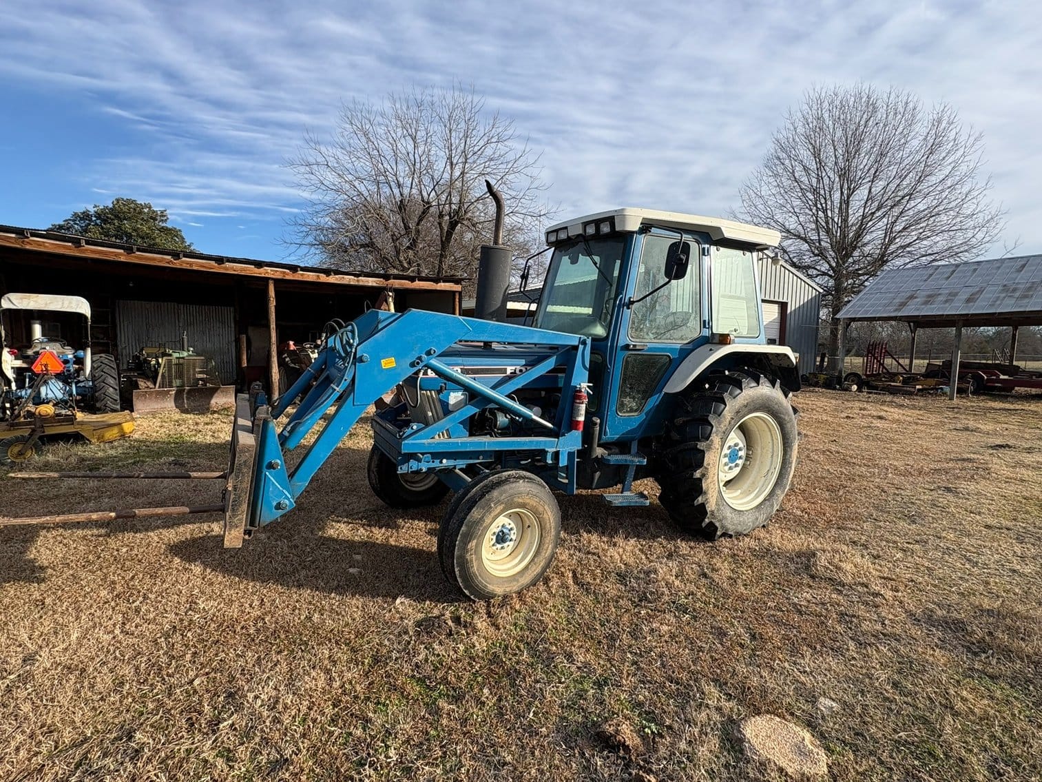 Ford 6610 Equipment Image0