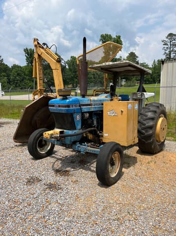 Main image Ford 6610