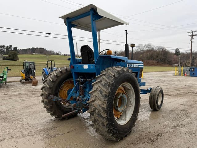 Image of Ford 6700 equipment image 4