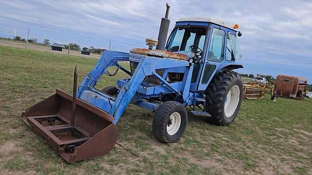 Tractors Online Auctions - 52 Lots