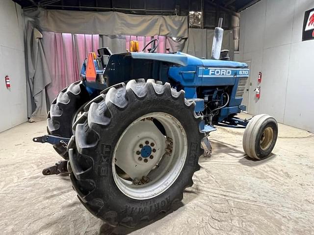 Image of Ford 6710 equipment image 4