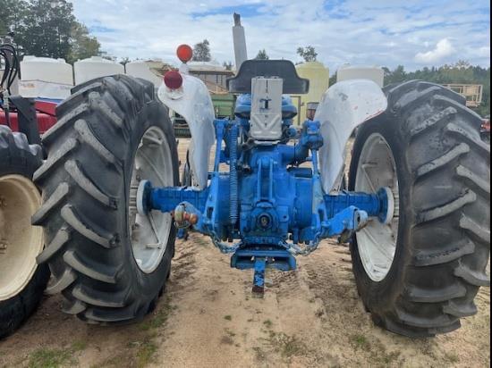 Image of Ford 7000 equipment image 4