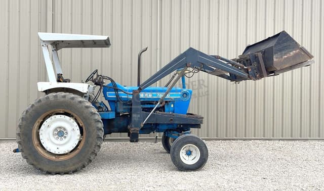 Image of Ford 7000 equipment image 4