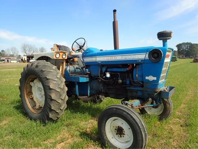 Image of Ford 7000 equipment image 2