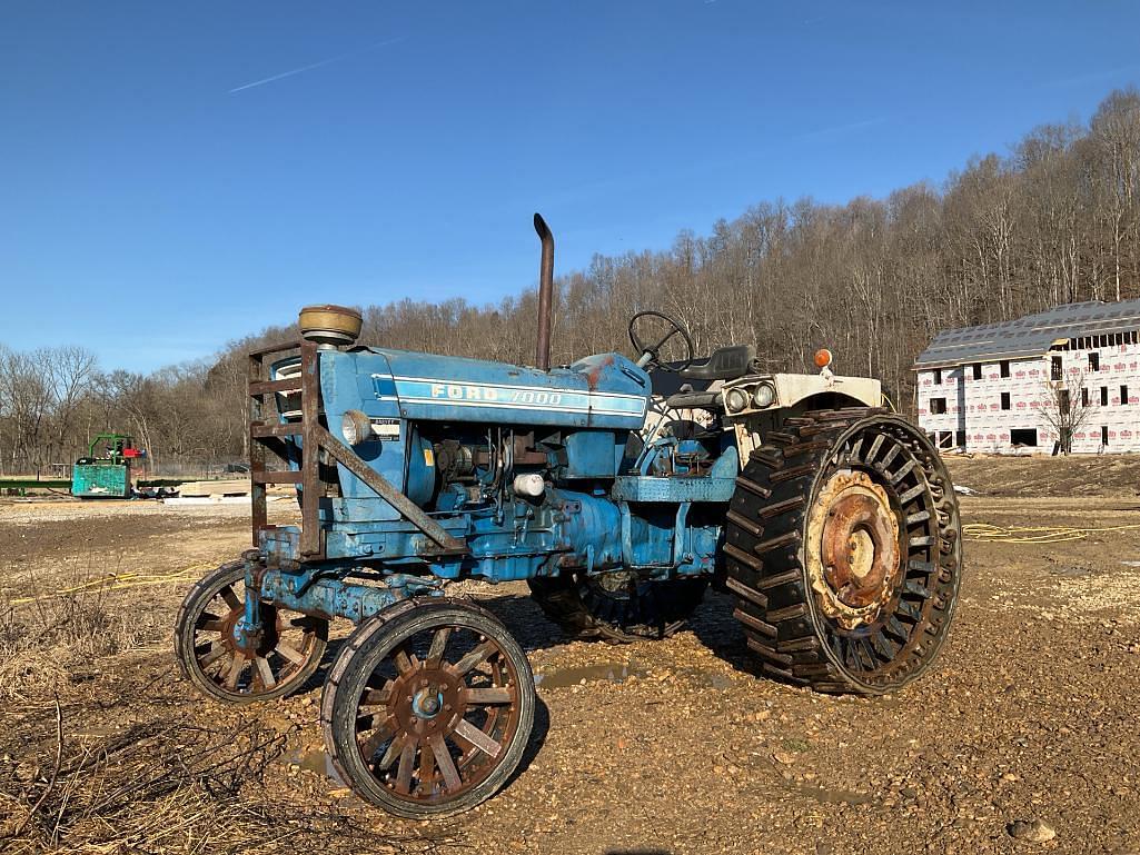 Image of Ford 7000 Primary image